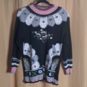 Vintage 80s Floral Women's Sweater in Black and Pink Ramie/Cotton. Small
